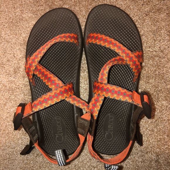 Chaco Shoes - Women’s single strap Chaco - size 6